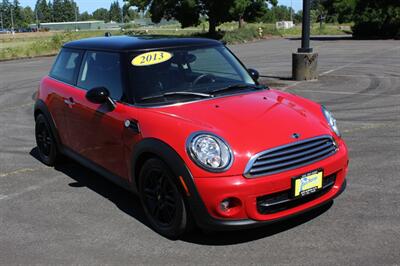 2013 MINI Cooper Base's photo
