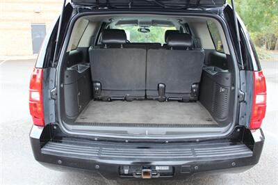 2009 Chevrolet Suburban LT   - Photo 14 - Salem, OR 97317