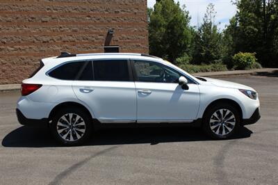 2018 Subaru Outback 2.5i Touring - Photo 5 - Salem, OR 97317