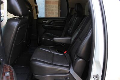 2014 GMC Yukon XL Denali   - Photo 12 - Salem, OR 97317