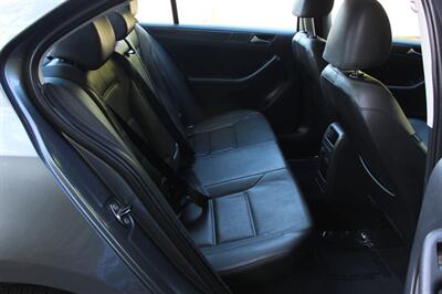 2012 Volkswagen Jetta SE PZEV - Photo 15 - Salem, OR 97317
