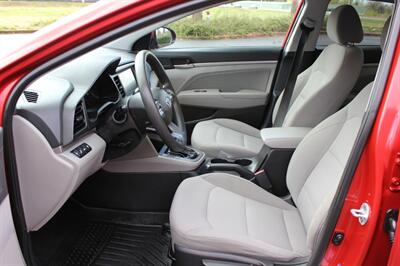 2019 Hyundai Elantra SEL   - Photo 10 - Salem, OR 97317