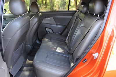 2011 Kia Sportage EX - Photo 13 - Salem, OR 97317