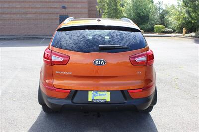 2011 Kia Sportage EX - Photo 8 - Salem, OR 97317