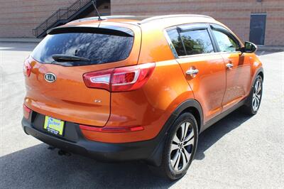 2011 Kia Sportage EX - Photo 4 - Salem, OR 97317