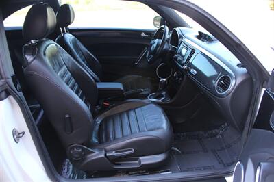 2012 Volkswagen Beetle-Classic Turbo PZEV   - Photo 17 - Salem, OR 97317