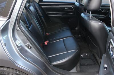 2018 Nissan Altima 2.5 SR   - Photo 15 - Salem, OR 97317