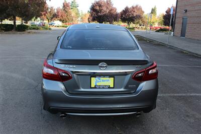 2018 Nissan Altima 2.5 SR   - Photo 8 - Salem, OR 97317