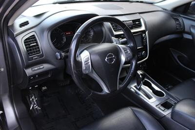 2018 Nissan Altima 2.5 SR   - Photo 9 - Salem, OR 97317