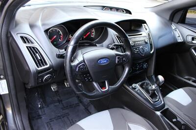 2017 Ford Focus ST   - Photo 9 - Salem, OR 97317