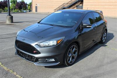 2017 Ford Focus ST   - Photo 2 - Salem, OR 97317