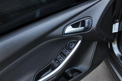2017 Ford Focus ST   - Photo 11 - Salem, OR 97317