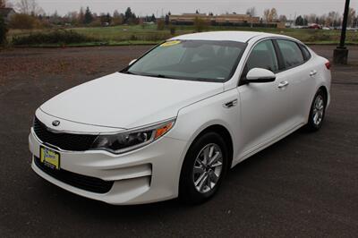 2016 Kia Optima LX - Photo 2 - Salem, OR 97317