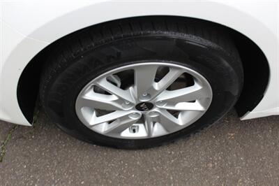 2016 Kia Optima LX - Photo 18 - Salem, OR 97317