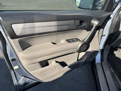 2010 Honda CR-V EX-L   - Photo 10 - Salem, OR 97317