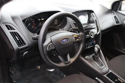 2017 Ford Focus SEL - Photo 9 - Salem, OR 97317