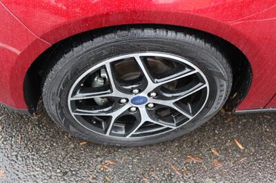 2017 Ford Focus SEL - Photo 20 - Salem, OR 97317