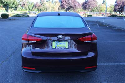 2017 Kia Forte LX   - Photo 8 - Salem, OR 97317