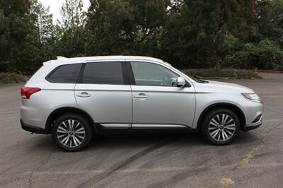 2019 Mitsubishi Outlander SE   - Photo 5 - Salem, OR 97317