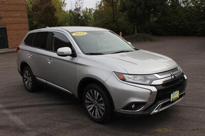 2019 Mitsubishi Outlander SE   - Photo 1 - Salem, OR 97317