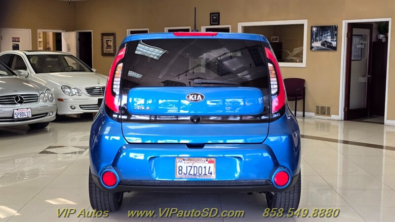 2015 Kia Soul + - Photo 8 - San Diego, CA 92126