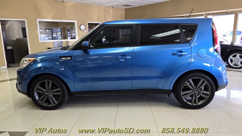 2015 Kia Soul + - Photo 6 - San Diego, CA 92126