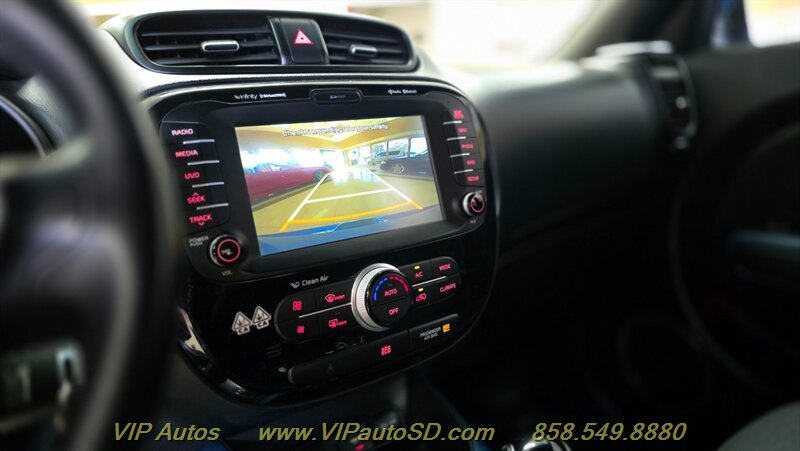 2015 Kia Soul + - Photo 21 - San Diego, CA 92126