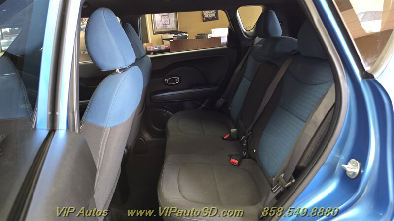 2015 Kia Soul + - Photo 17 - San Diego, CA 92126