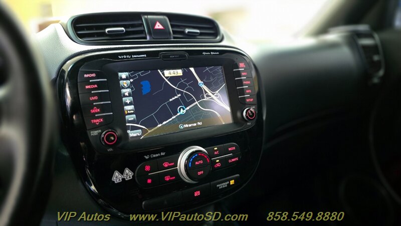 2015 Kia Soul + - Photo 20 - San Diego, CA 92126