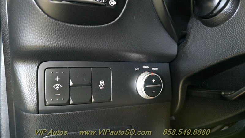2015 Kia Soul + - Photo 24 - San Diego, CA 92126