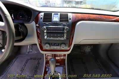 2007 Cadillac DTS   - Photo 18 - San Diego, CA 92104