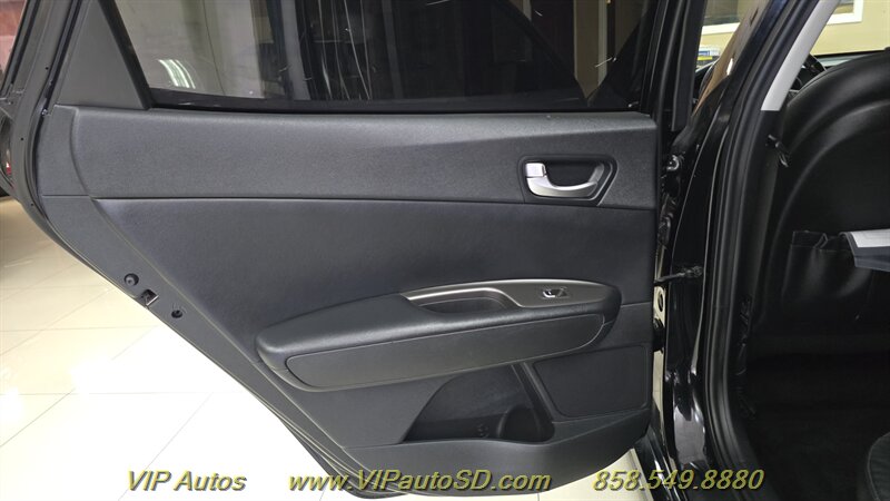 2020 Kia Optima Special Edition - Photo 12 - San Diego, CA 92126