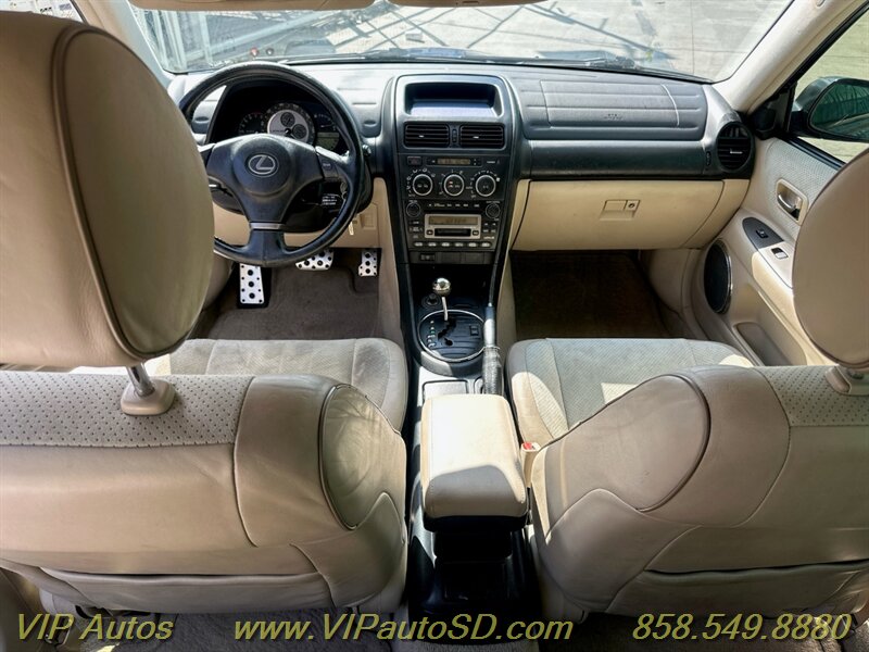 2002 Lexus IS - Photo 6 - San Diego, CA 92104