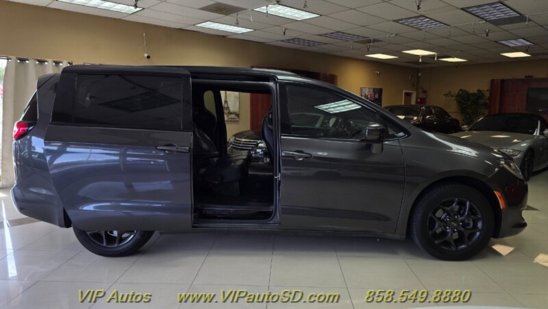 2019 Chrysler Pacifica Touring L - Photo 7 - San Diego, CA 92126