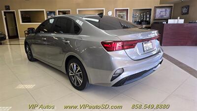 2016 Kia Forte LX Sedan