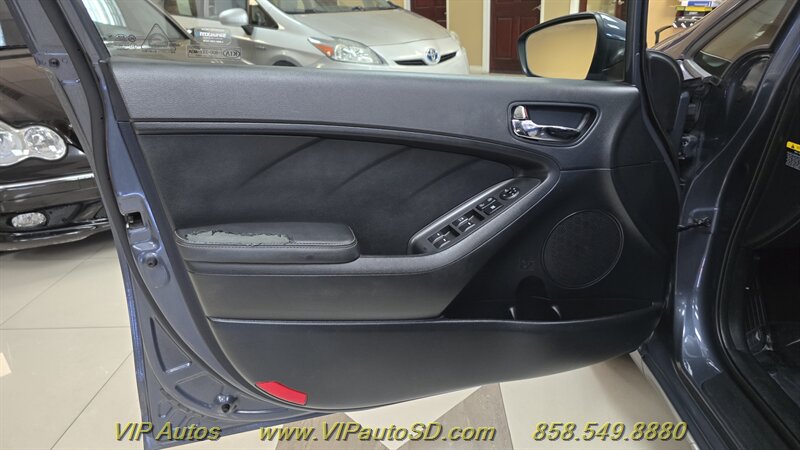 2016 Kia Forte LX - Photo 11 - San Diego, CA 92126