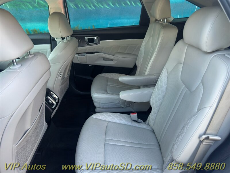 2022 Kia Sorento SX Prestige   - Photo 7 - San Diego, CA 92104