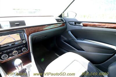 2012 Volkswagen Passat SEL Premium PZEV   - Photo 25 - San Diego, CA 92104