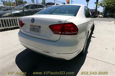 2012 Volkswagen Passat SEL Premium PZEV   - Photo 34 - San Diego, CA 92104