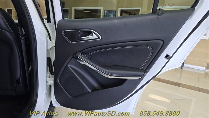 2020 Mercedes-Benz GLA GLA 250 4MATIC - Photo 17 - San Diego, CA 92126