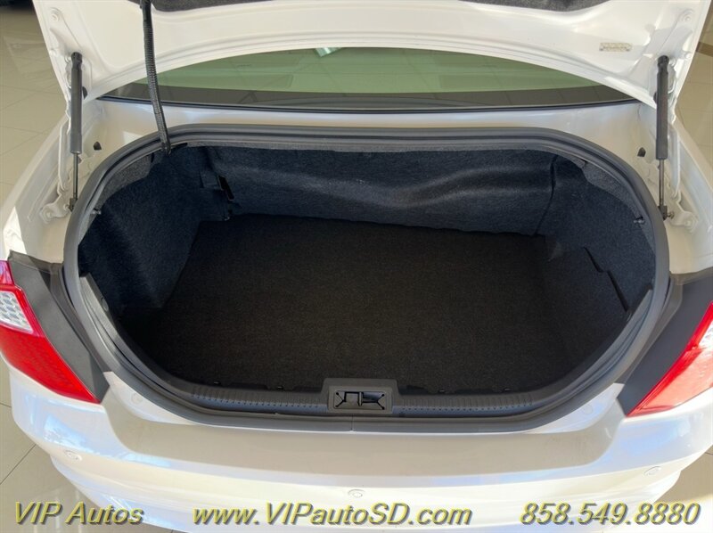 2010 Ford Fusion Hybrid - Photo 5 - San Diego, CA 92126