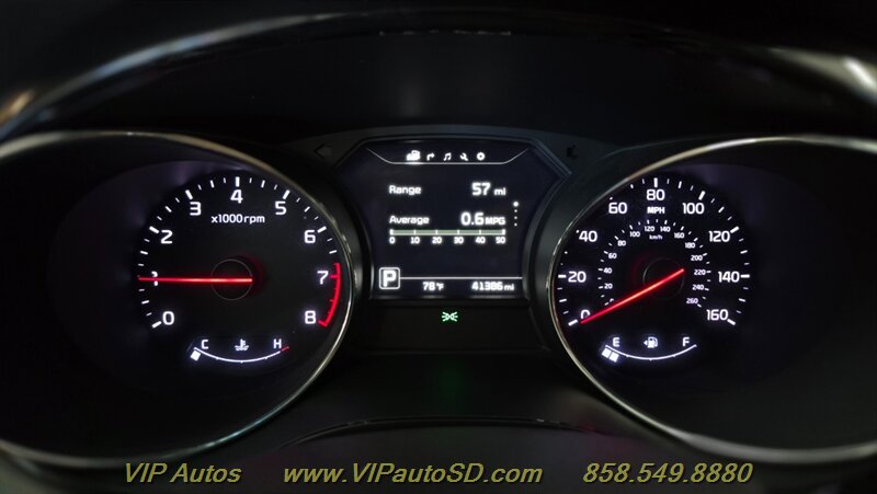2017 Kia Sedona EX - Photo 21 - San Diego, CA 92126