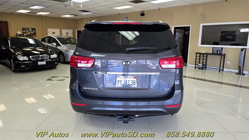 2017 Kia Sedona EX - Photo 7 - San Diego, CA 92126