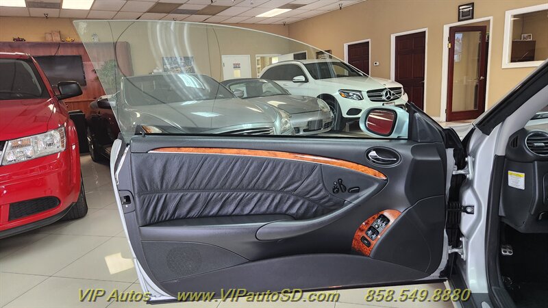 2005 Mercedes-Benz CLK CLK 320 - Photo 9 - San Diego, CA 92126