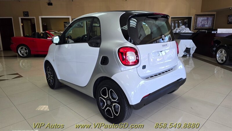2018 Smart fortwo electric drive passion - Photo 3 - San Diego, CA 92126