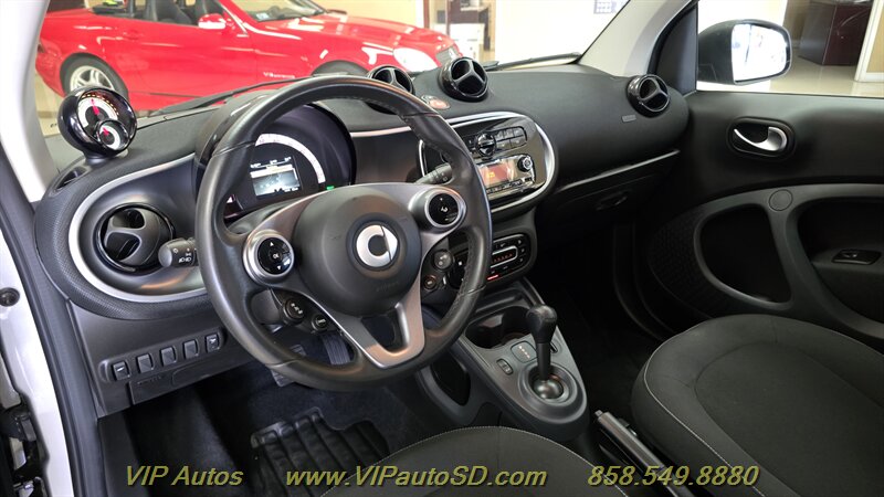 2018 Smart fortwo electric drive passion - Photo 12 - San Diego, CA 92126