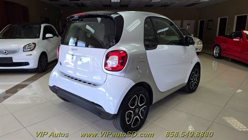 2018 Smart fortwo electric drive passion - Photo 4 - San Diego, CA 92126