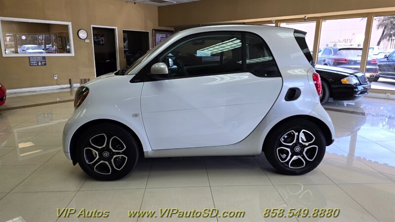 2018 Smart fortwo electric drive passion - Photo 6 - San Diego, CA 92126