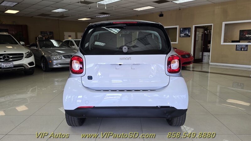 2018 Smart fortwo electric drive passion - Photo 8 - San Diego, CA 92126