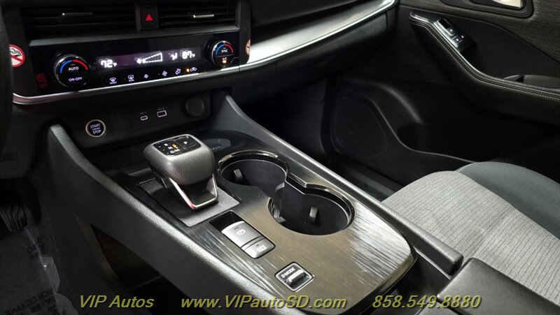 2023 Nissan Rogue SV - Photo 19 - San Diego, CA 92126
